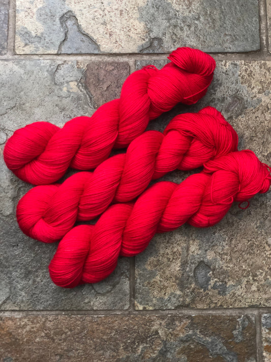 Cardinal - Hand dyed merino/nylon 4ply