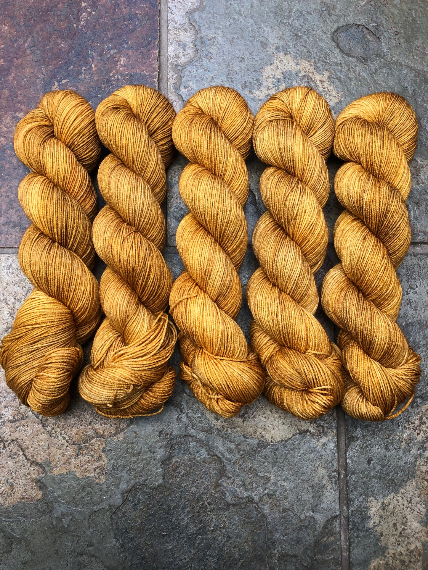 Honey Pot - Hand dyed merino/nylon Sock/Fingering