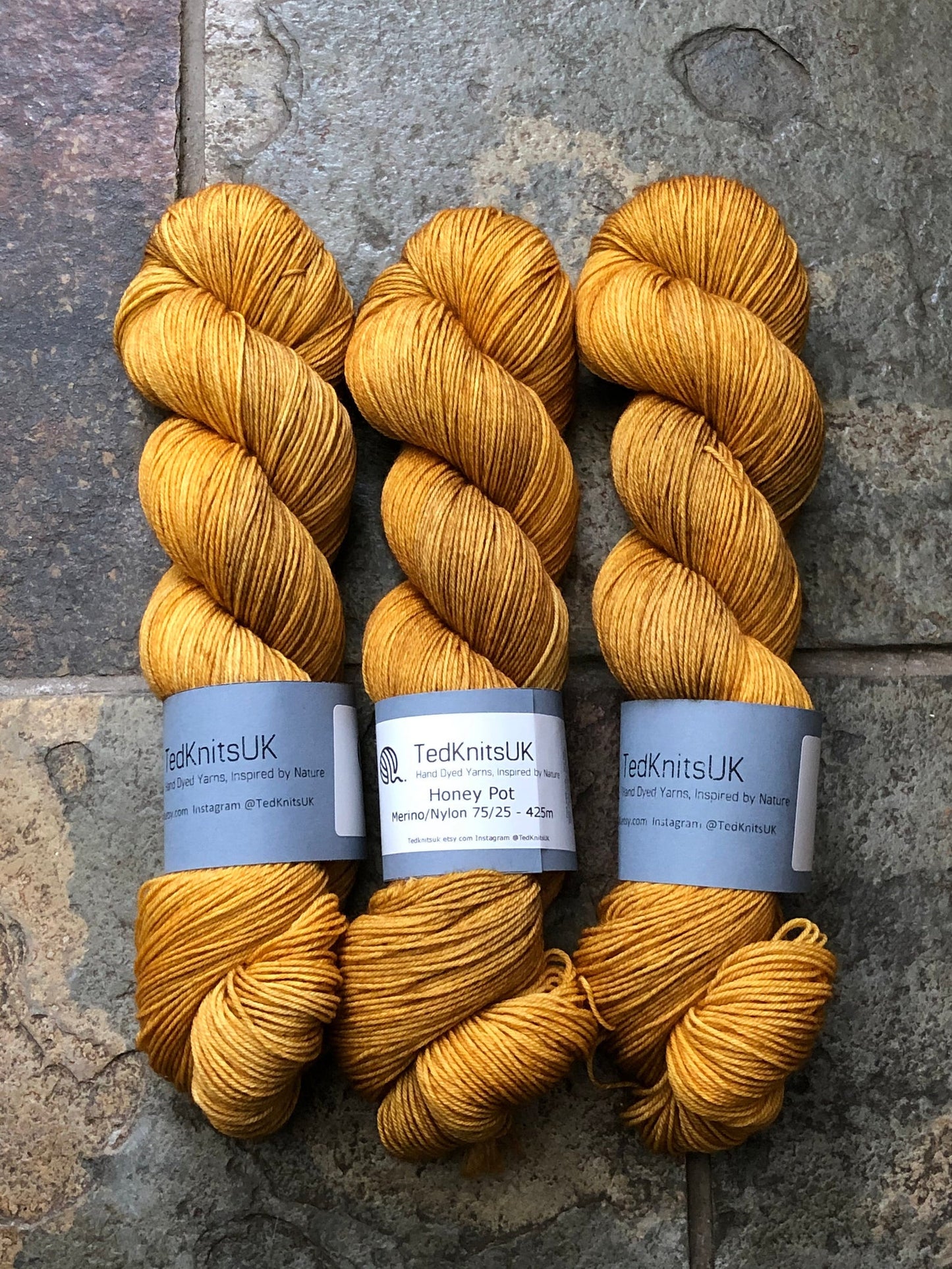 Honey Pot - Hand dyed merino/nylon Sock/Fingering